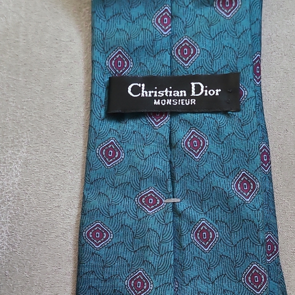 Christan Dior Monsieur Teal and Burgundy Patterned All Silk Tie Woven Italy‎ USA